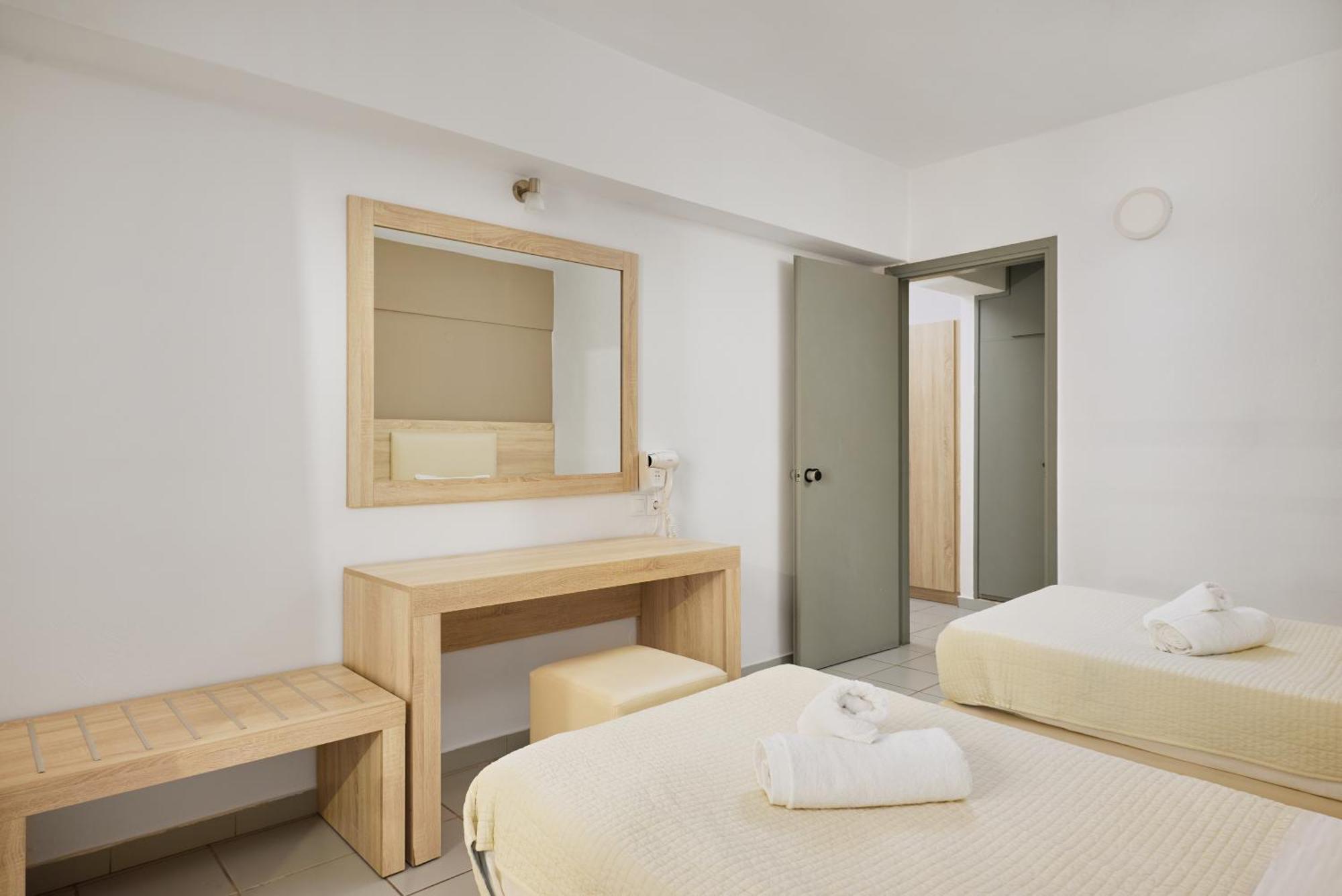 Acropolis Apartments Hersonissos  Exterior foto